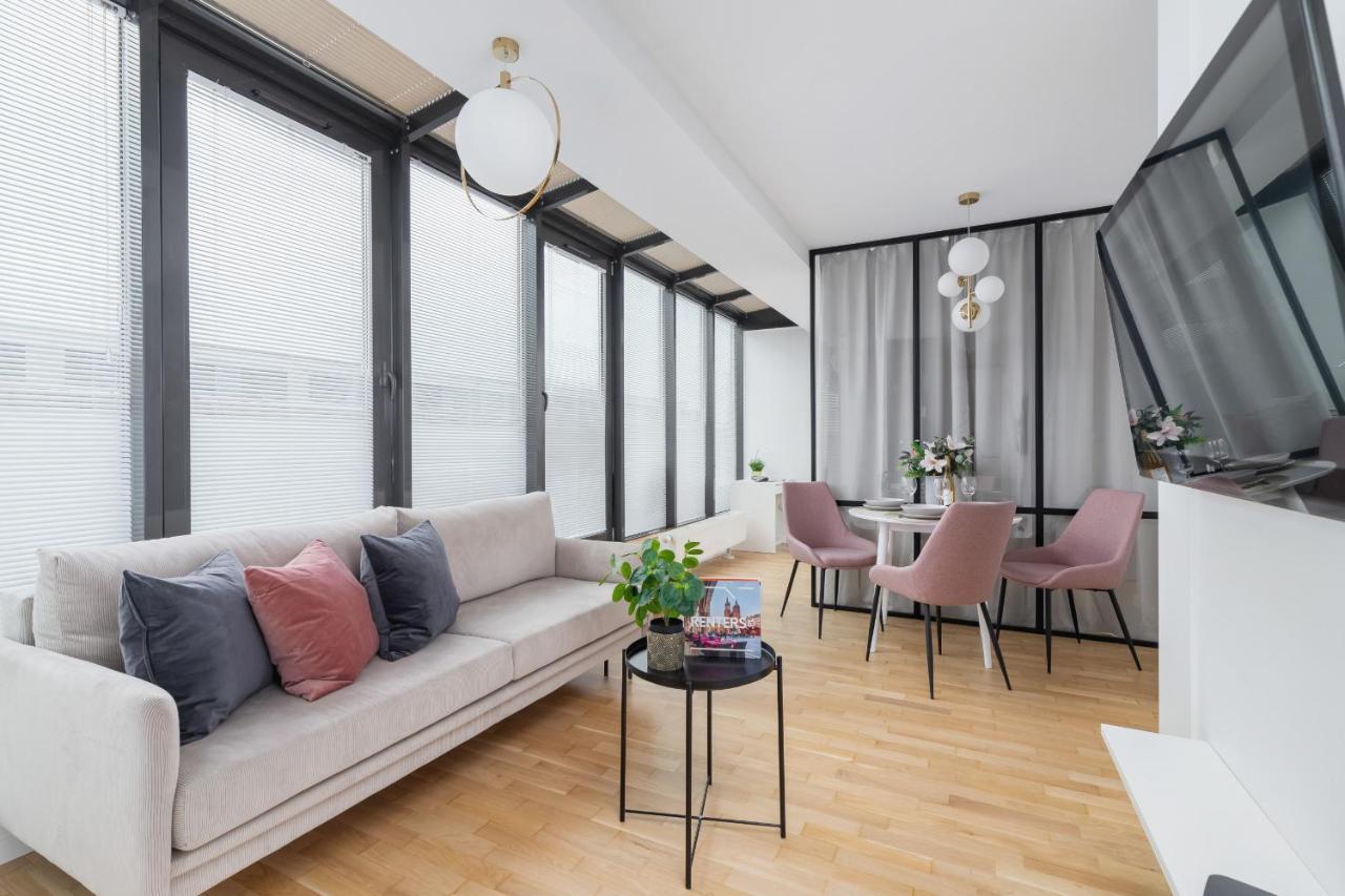 Politechnika Krakowska Apartment By Renters Prestige Екстериор снимка